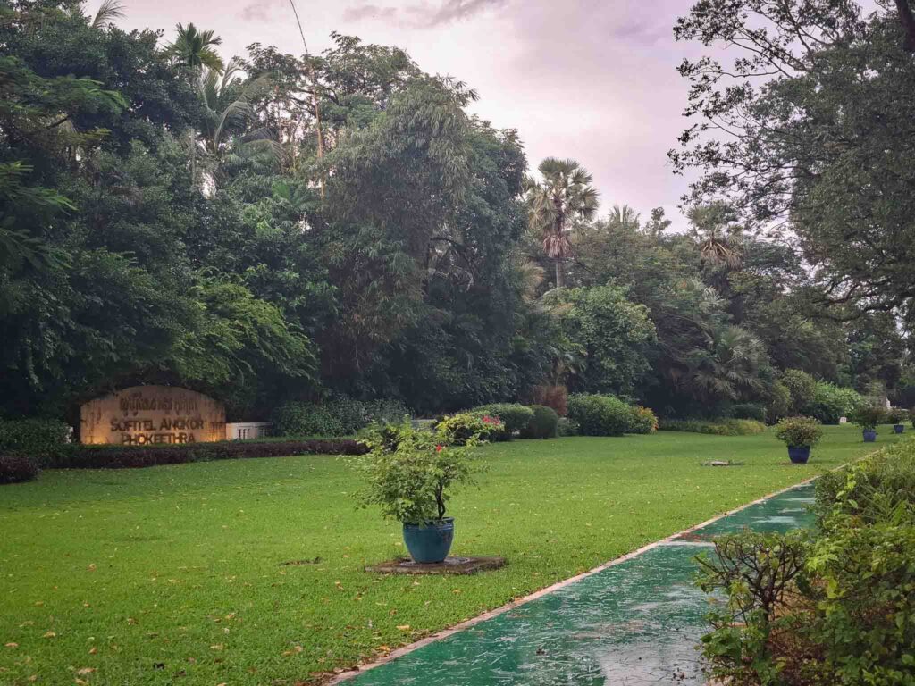 Sofitel Angkor Phokeethra Entrance